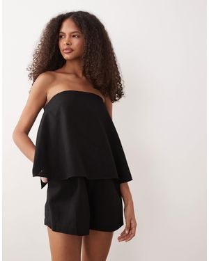 ASOS – trägerloser, zweilagiger playsuit - Schwarz