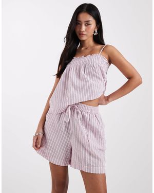 JJXX Seersucker Stripe Shorts - Purple