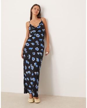 Mango Maxi Jurk Met Gedrapeerde Halslijn - Blauw