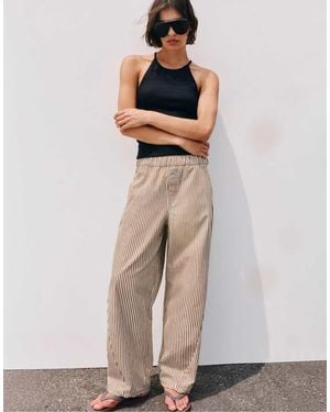 Pull&Bear Pantaloni A Gamba Dritta A Righe Rosa - Multicolore