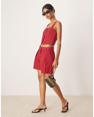 Mango Pantalones Cortos De Sastre Rojos Con Pinzas Delanteras De Mezcla De Lino De (Parte De Un Conjunto)