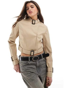 ASOS Gabardina Corta Con Cinturón Con Hebilla De -Neutro