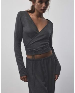 Pull&Bear Wickeloberteil mit gürtel - Grau
