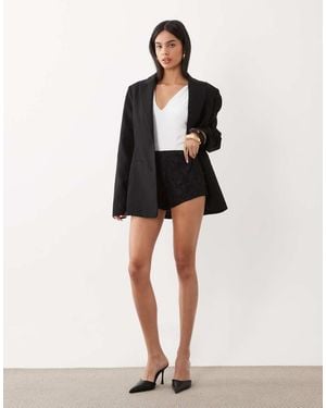 ASOS Co-Ord Kanten Short Met Mandarijnbies - Zwart
