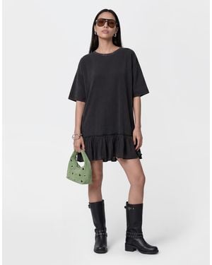 Noisy May Vestito T-Shirt Slavato Con Fondo Sceso E Cuciture A Vista - Nero