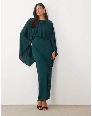 TFNC London Maxi Jurk Van Chiffon Met Capedetail - Groen
