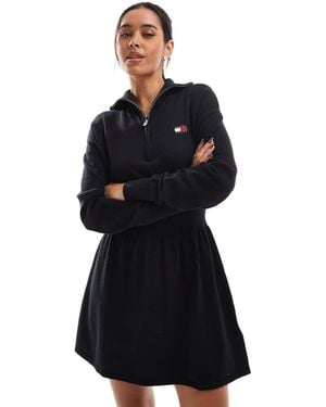 Tommy Hilfiger – eng anliegendes und ausgestelltes mini-pulloverkleid - Schwarz