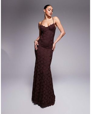 Wanderdoll Vestido Largo Marrón Estructurado De Tirantes Y Corte Sirena De Encaje Leah De - Morado