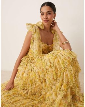 LACE & BEADS Robe longue en tulle volanté à motif fleuri et bretelles nouées - Jaune