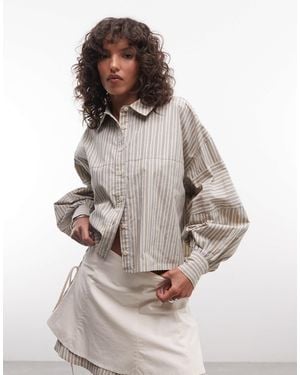 Daisy Street Boxy Crop Shirt - Grey