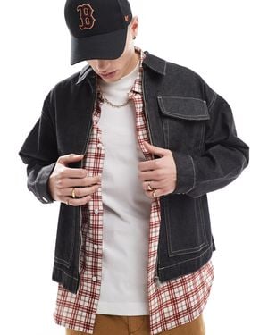 Bershka – jeansjacke im doppeltaschen-design - Schwarz