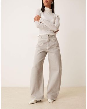 ARKET Barrel Shaped Soft Denim Jeans - Natural