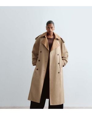 ARRANGE Gabardina Con Doble Botonadura Y Solapas De Dos Tonos De Curve - Marrón