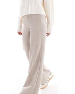 Bershka Petite Wide Leg Tailored Trousers - White