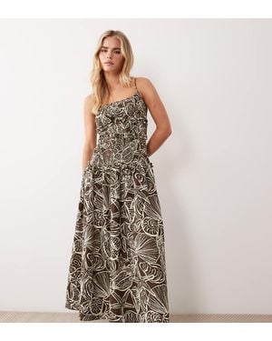 ASOS Asos Design Petite Crinkle Maxi Dress With Shirred Dropped Waist - Multicolour