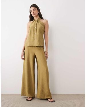 New Look Pantalones Caquis De Pernera Ancha (Parte De Un Conjunto)-Verde - Neutro