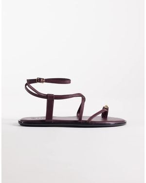 SEQWL Sandali Bassi Bordeaux Con Fascette E Decorazioni Tonalità Oro - Metallizzato
