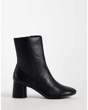 schuh Blush Stivaletti Con Tacco Rotondo Neri - Nero