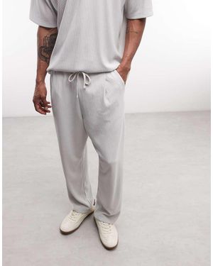 ASOS Relaxed Tapered Pleated Plisse Joggers - Grey