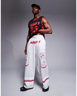 AND1 Oversized joggers With Sports Graphic - Grey