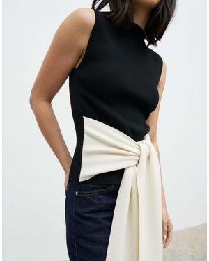 Pretty Lavish Top sans manches en maille côtelée avec liens contrastants noués à la taille - noir - Bleu