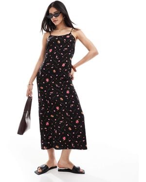 Miss Selfridge Strappy Scoop Neck Maxi Slip Dress - White