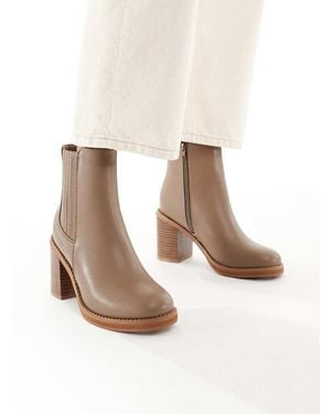 New Look Stack Heeled Chelsea Boots - Natural