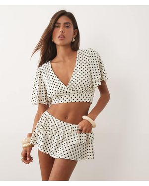 Miss Selfridge Minifalda Pantalón Con Estampado De Y Volantes Escalonados (Parte De Un Conjunto)-Blanco