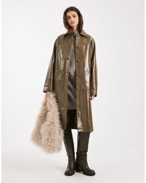 Miss Selfridge – trenchcoat aus vinyl-kunstleder - Natur