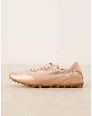 ASOS Desire - baskets à lacets avec semelle fine - blush - Neutre
