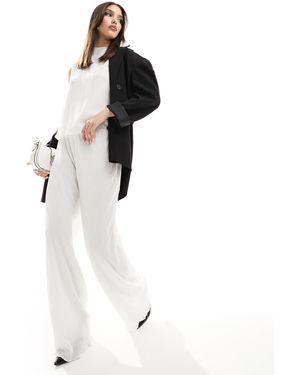 In The Style Pantalon d'ensemble texturé - crème - Blanc