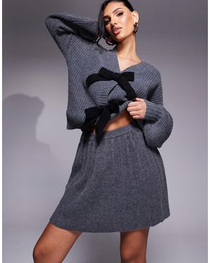 In The Style Mini-jupe d'ensemble plissée en maille - anthracite - Gris