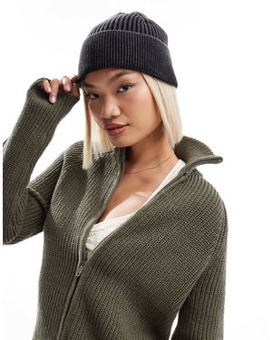 Collusion Ribbed Washed Beanie - Black