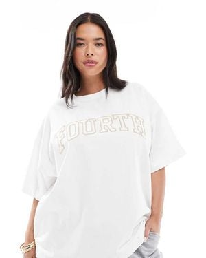4th & Reckless Oversized T-Shirt Met Gehaakt Logo - Wit