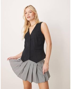 Abercrombie & Fitch Low Neckline Waistcoat - Black