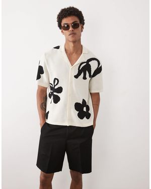 ASOS Relaxed Knitted All Over Flower Graphic Revere Button Through - White