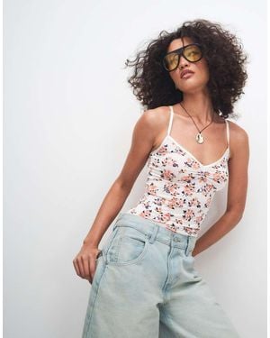 Monki Top Con Scollo A V E Spalline Color Pesca A Fiori - Bianco
