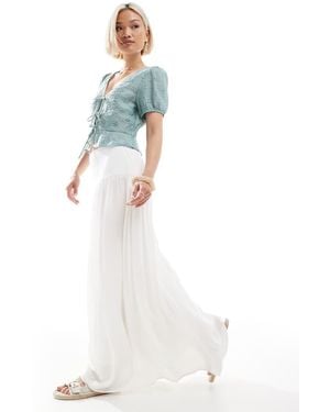 Stradivarius Maxi Skirt - White