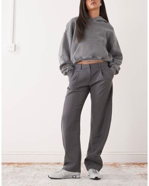 Monki Barrel Leg Tailored Trouser - Gray