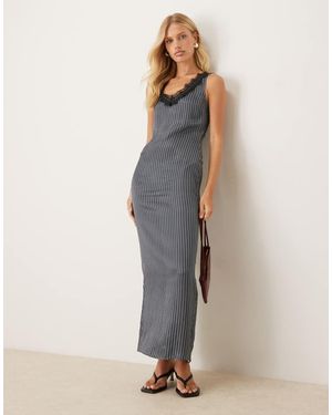 ASOS Maxi Slipdress Van Satijn Met Kant En Krijtstreep - Grijs