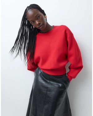 & Other Stories Pullover mit rundhalsausschnitt und ballonärmeln - Rot