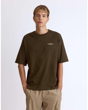 Pull&Bear T-shirt mit relaxed fit, grafikprint und slogan - Braun