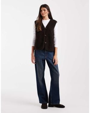 Vero Moda Chaleco Teddy Boxy En Marrón Chocolate - Azul