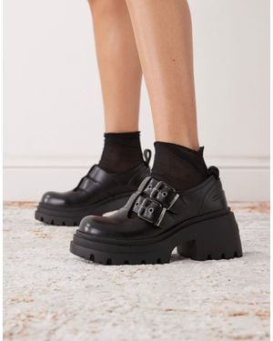 Buffalo Bravr Jane Buckle Shoes - Black