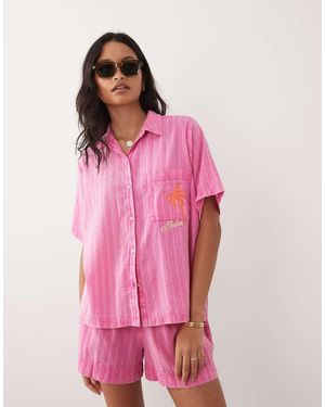 Rip Curl Camisa Playera Intenso A Rayas De Manga Corta De (Parte De Un Conjunto) - Rosa