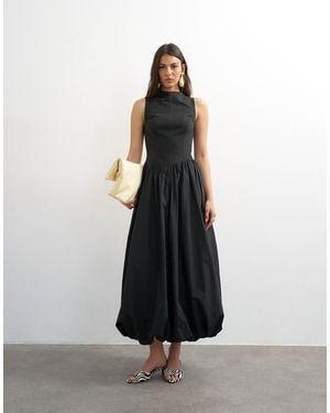 TOPSHOP High Neck Asymmetric Waist Bubble Hem Maxi Dress - White