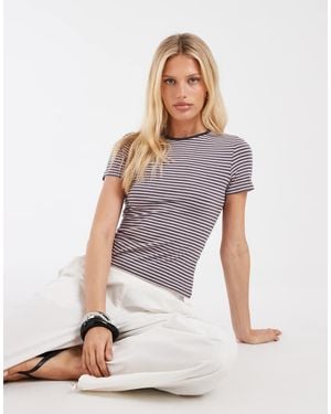 & Other Stories Relaxed T-shirt With Cap Sleeve - Pink