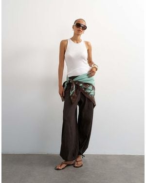 TOPSHOP Pantalones Marrón De Corte Bombacho De Tejido Rugoso-Sin Color - Blanco