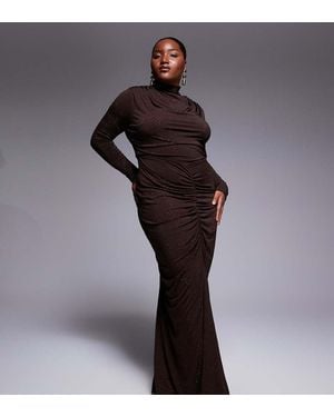 Tfnc Plus Vestito Lungo Accollato Color Cioccolato Decorato - Marrone