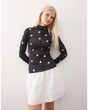 Monki Long Sleeve Sheer T-shirt With Front Seam Detail - Black